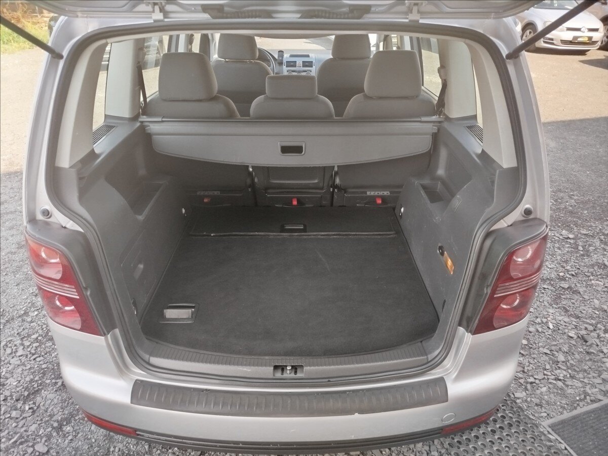 Volkswagen Touran MPV 1,9 l 77 kw