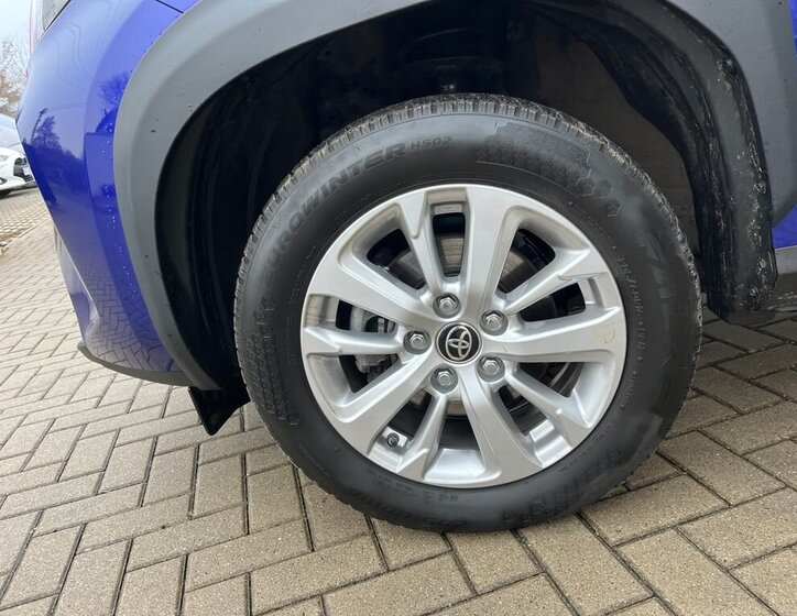 Toyota Yaris Cross 25