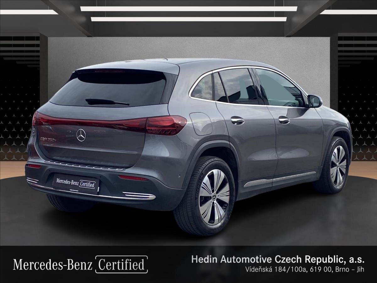 Mercedes-Benz EQA SUV / Terénní 0,0 140 kw