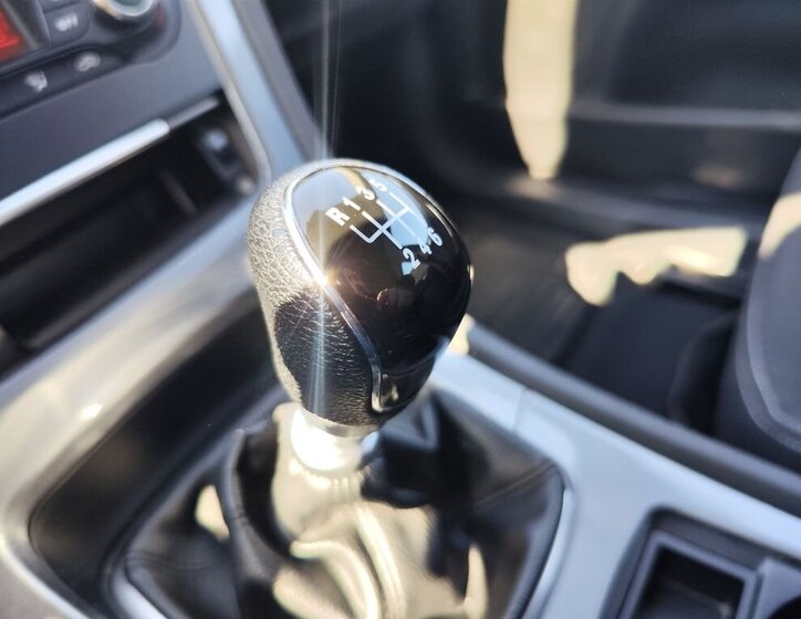 Ford Mondeo Kombi 1,6 l 118 kw