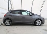 Peugeot 208 Hatchback 1,2 l 61 kw