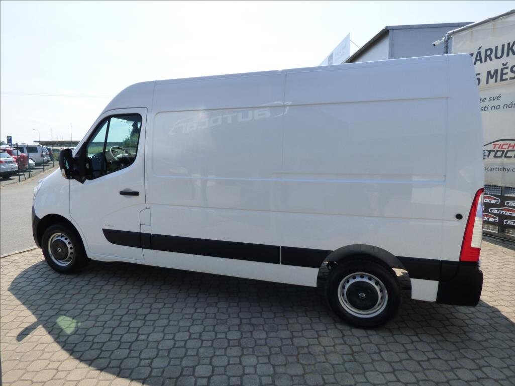 Opel Movano