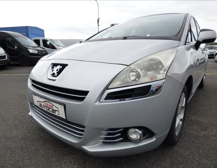 Peugeot 5008 41