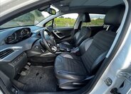 Peugeot 2008 SUV / Terénní 1,6 l 84 kw