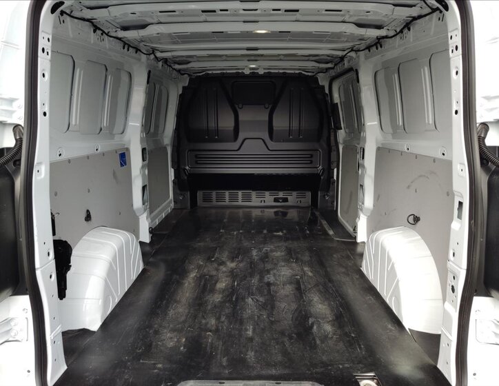 Volkswagen Transporter Skříň 2,0 l 110 kw