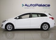 Hyundai i30 Kombi 1,6 l 99 kw