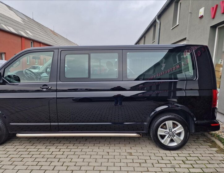 Volkswagen Multivan 42