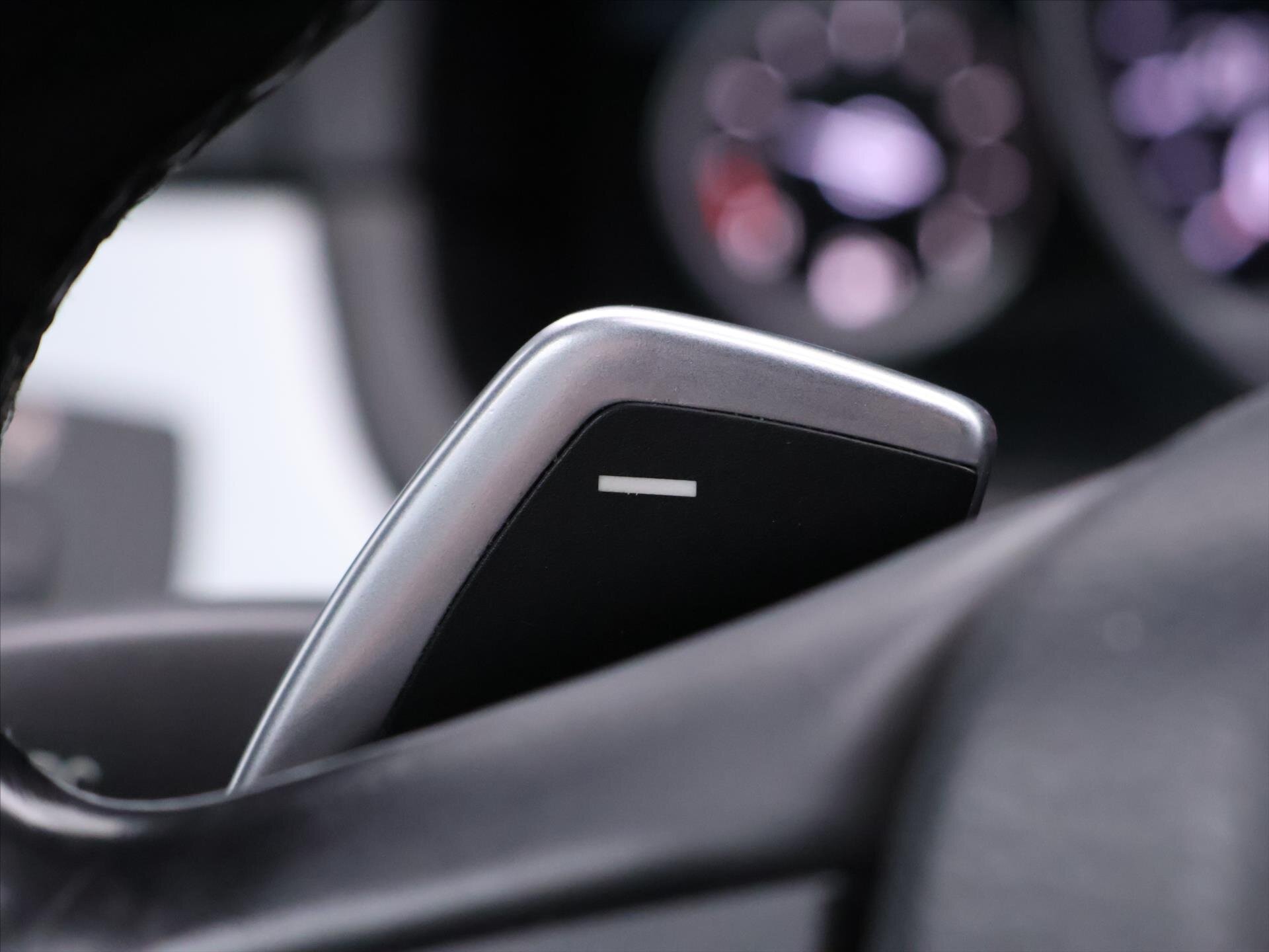 BMW Řada 5 Kombi 3,0 l 190 kw