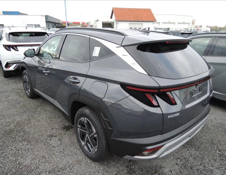 Hyundai Tucson SUV 1,6 l 118 kw