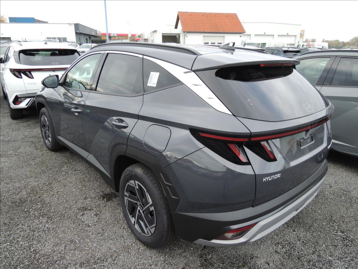Hyundai Tucson SUV 1,6 l 118 kw