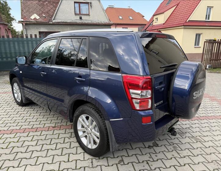 Suzuki Grand Vitara 7