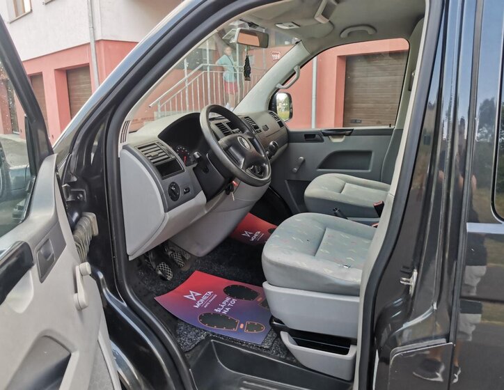 Volkswagen Multivan Kombi 1,9 l 0