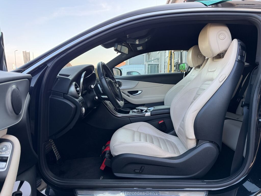 Mercedes-Benz Třídy C Kupé 2,1 l 150 kw