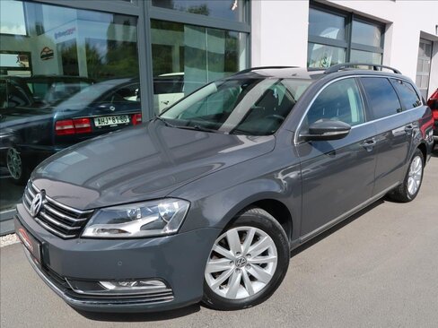 Volkswagen Passat Kombi 2,0 l 103 kw
