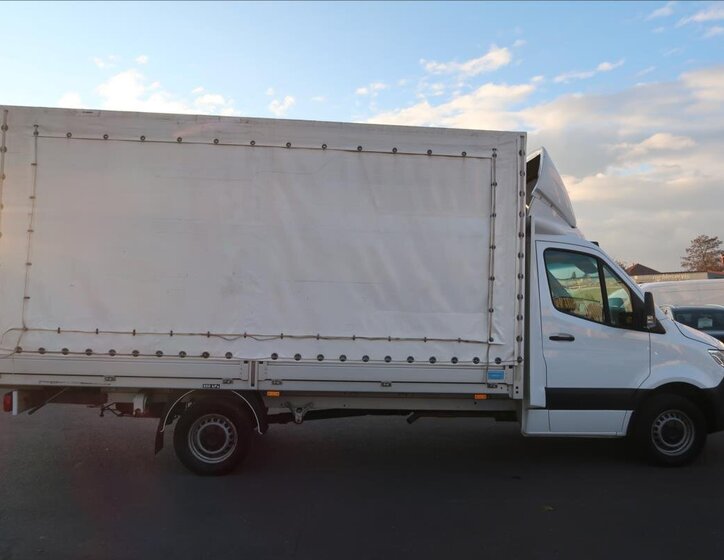 Mercedes-Benz Sprinter 5