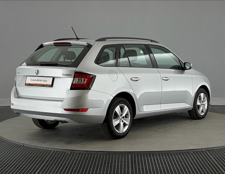 Škoda Fabia Kombi 999,0 70 kw