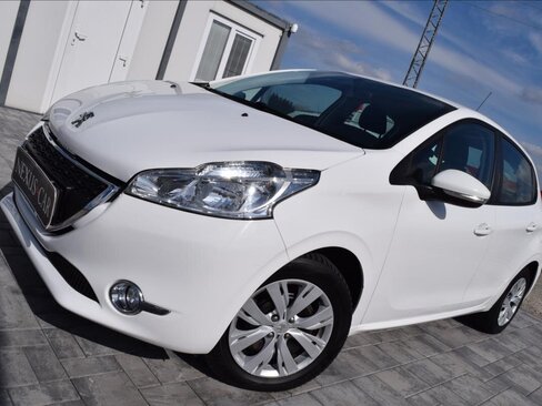 Peugeot 208 Hatchback 1,4 l 50 kw