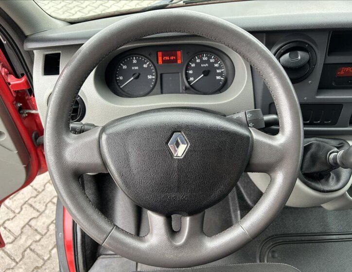 Renault Master Skříň 2,5 l 107 kw