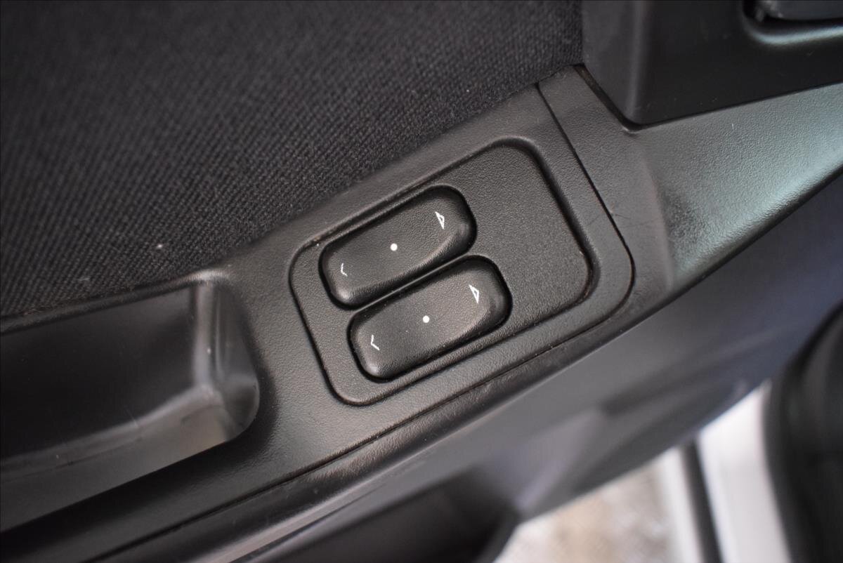 Opel Meriva MPV 1,7 l 74 kw