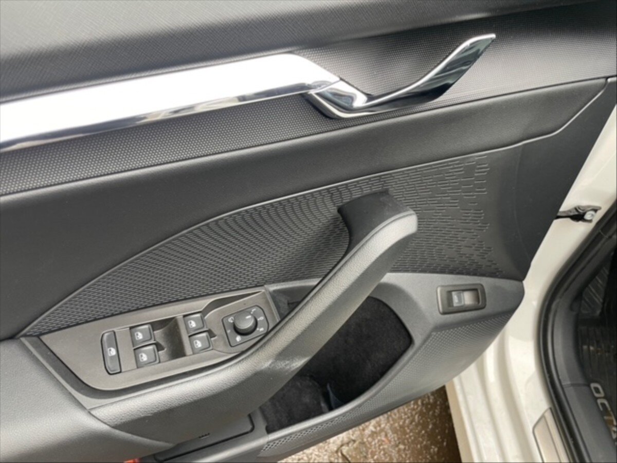 Škoda Octavia Liftback 1,5 l 110 kw