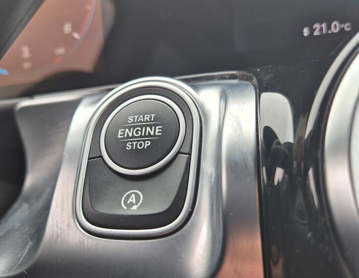 Mercedes-Benz GLB 38