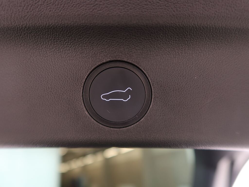 Tesla Model Y SUV 0,0 378 kw