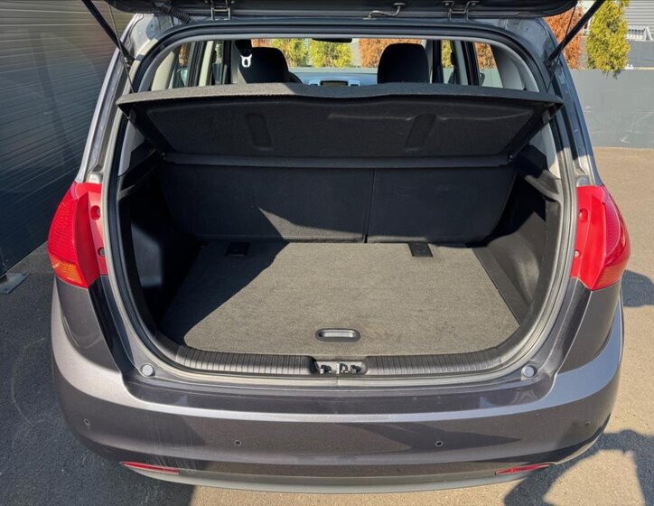 KIA Venga MPV 1,6 l 91 kw