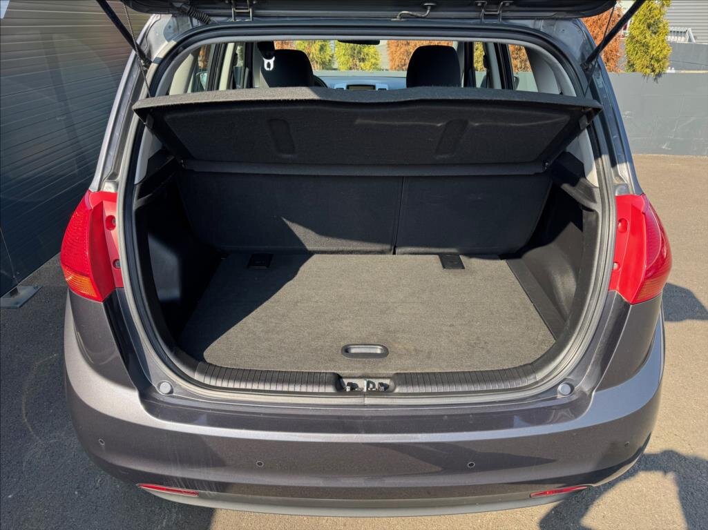 KIA Venga MPV 1,6 l 91 kw