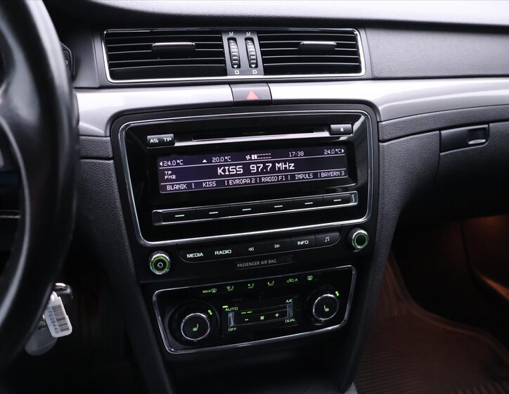 Škoda Superb Kombi 2,0 l 103 kw