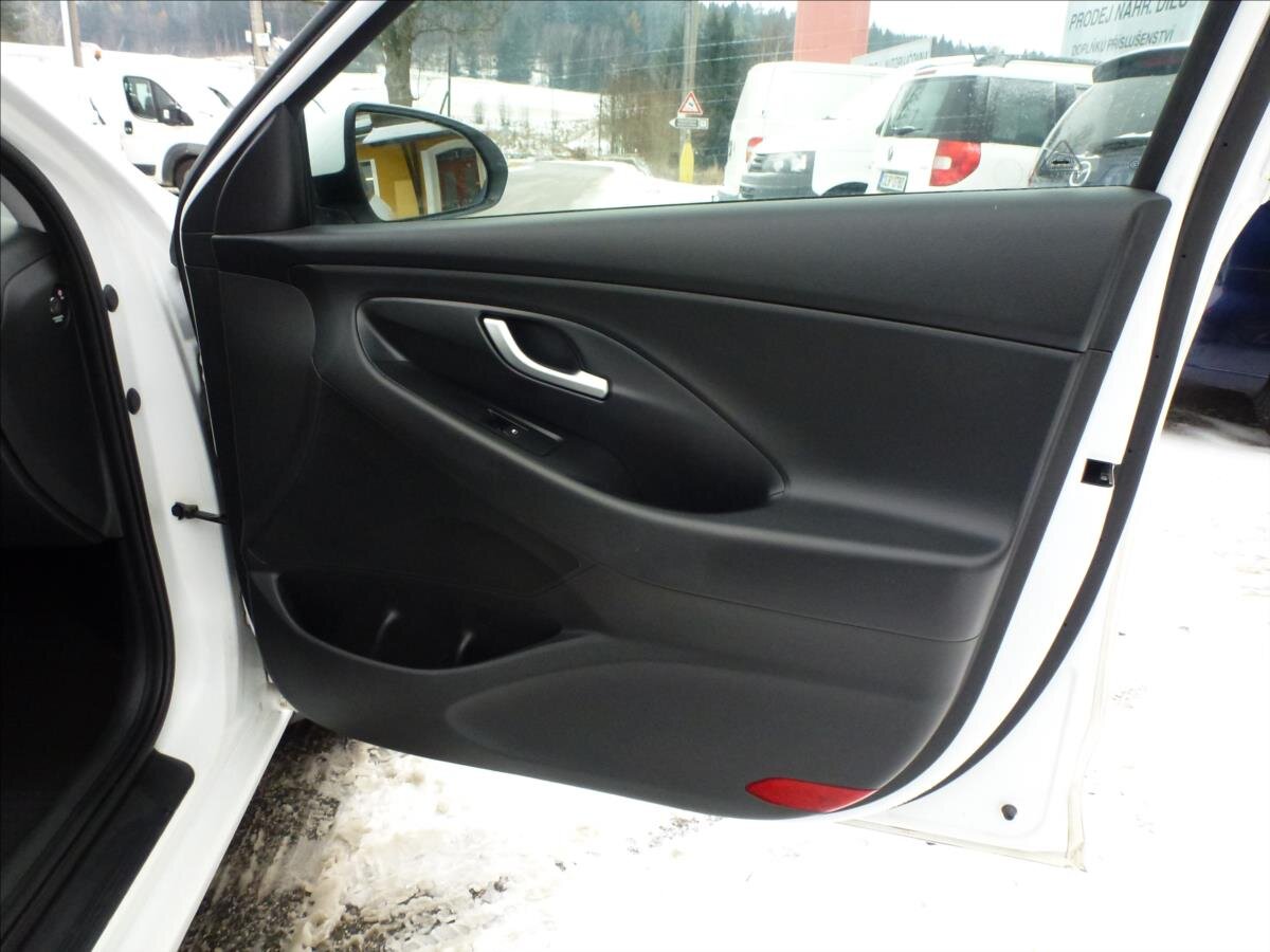 Hyundai i30 Hatchback 998,0 88 kw