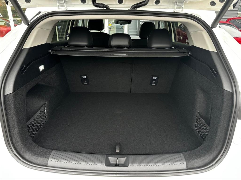 MG HS SUV / Terénní 1,5 l 125 kw