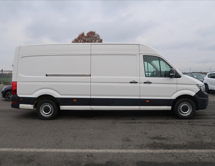 Volkswagen Crafter 8