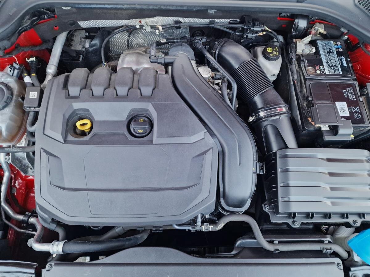 Škoda Octavia Sedan / Limuzína 1,5 l 110 kw