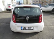 Volkswagen up! 5