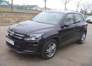 Volkswagen Tiguan 1