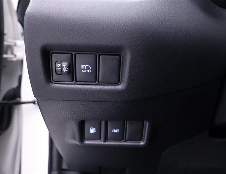Toyota C-HR SUV / Terénní 1,2 l 85 kw