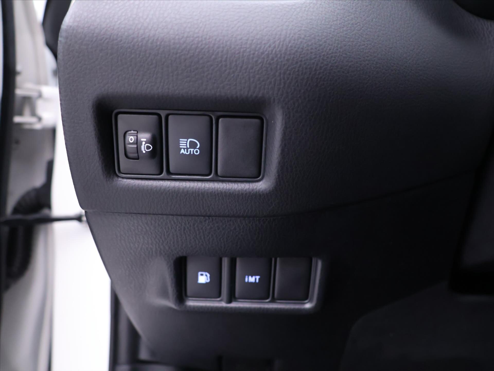 Toyota C-HR SUV / Terénní 1,2 l 85 kw