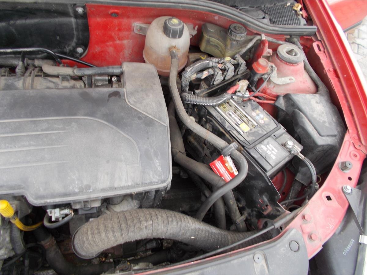 Renault Thalia Sedan / Limuzína 1,1 l 55 kw