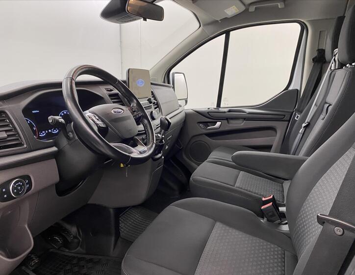 Ford Transit Custom 5