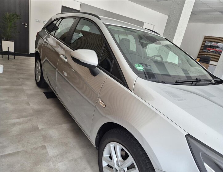 Opel Astra Kombi 1,6 l 81 kw