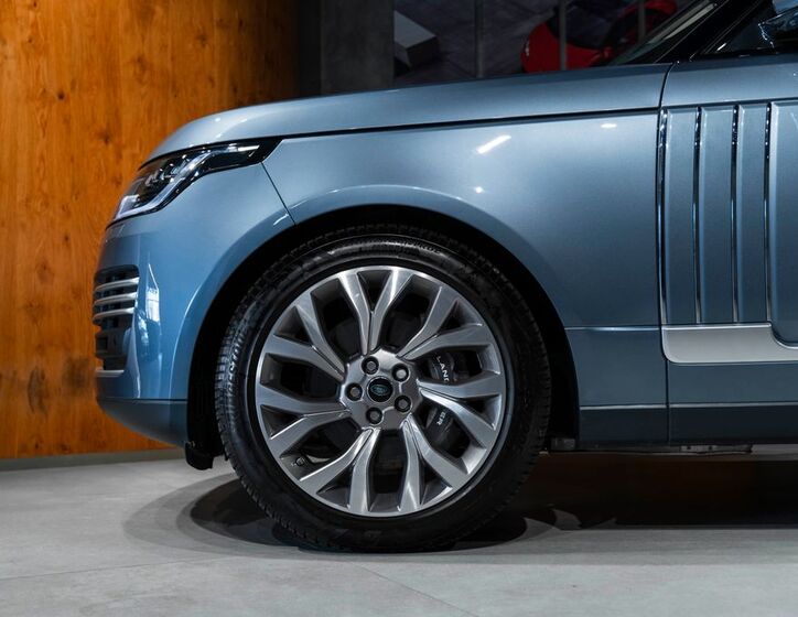Land Rover Range Rover 8
