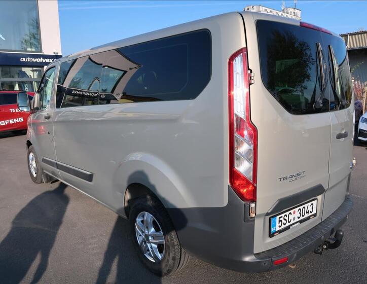 Ford Transit Custom 4