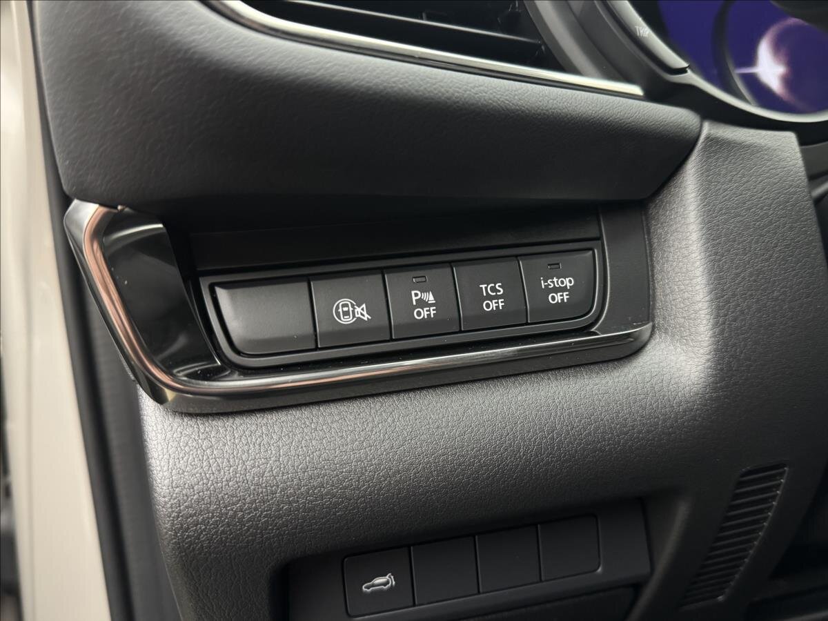 Mazda CX-30 SUV / Terénní 2,0 l 90 kw