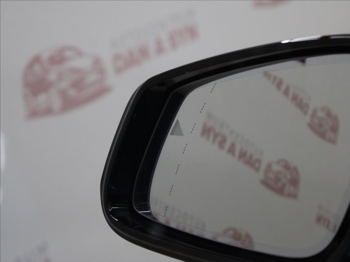 BMW Řada 2 Sedan / Limuzína 1,5 l 100 kw