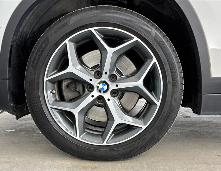 BMW X1 SUV / Terénní 2,0 l 140 kw