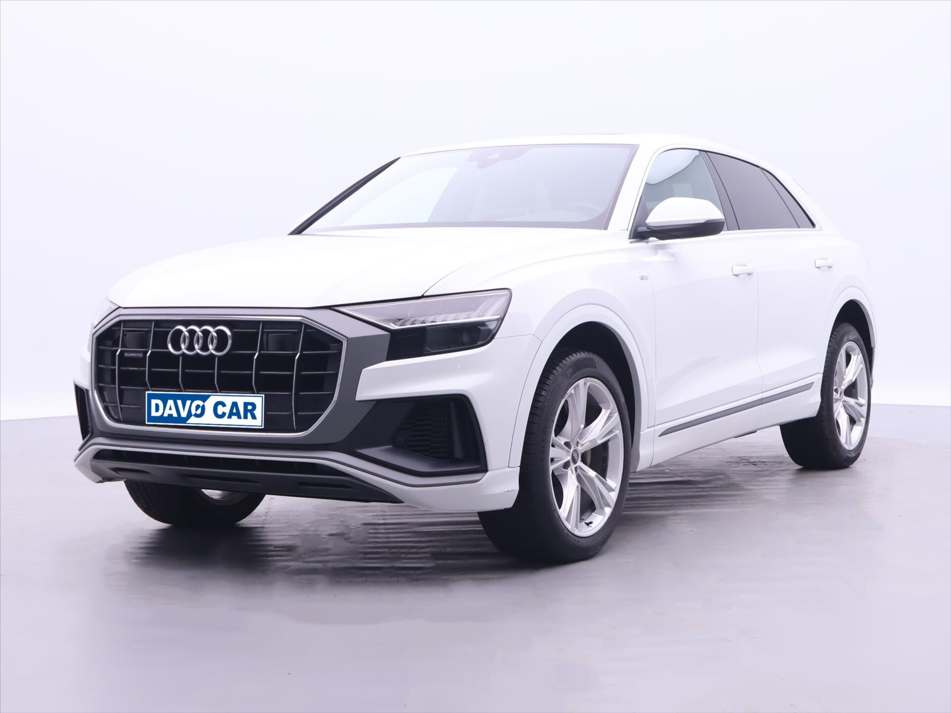 Audi Q8 SUV / Terénní 3,0 l 250 kw