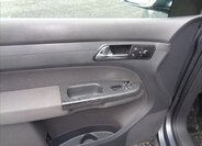 Volkswagen Touran 12