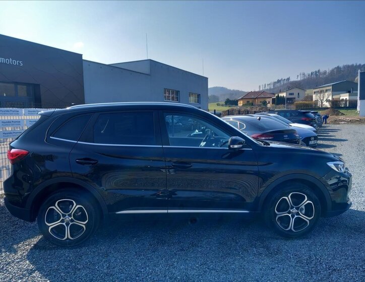 MG ZS SUV / Terénní 1,5 l 85 kw