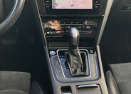 Volkswagen Passat 12