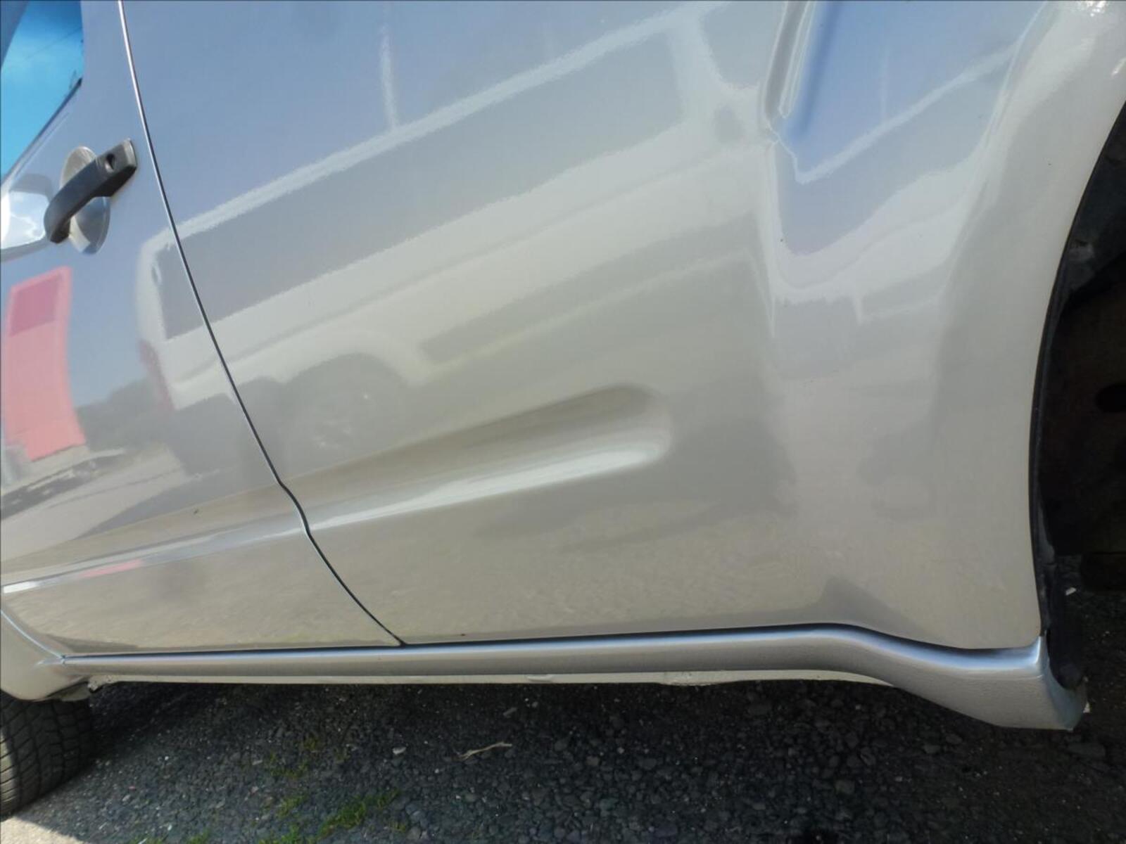 Nissan Pathfinder 42